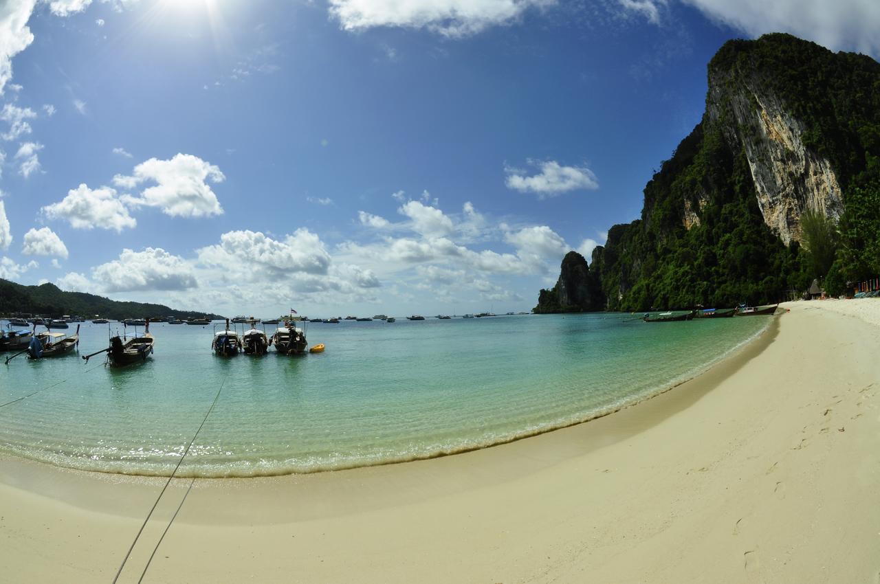 Phi Phi Bucket Hostel Exteriör bild