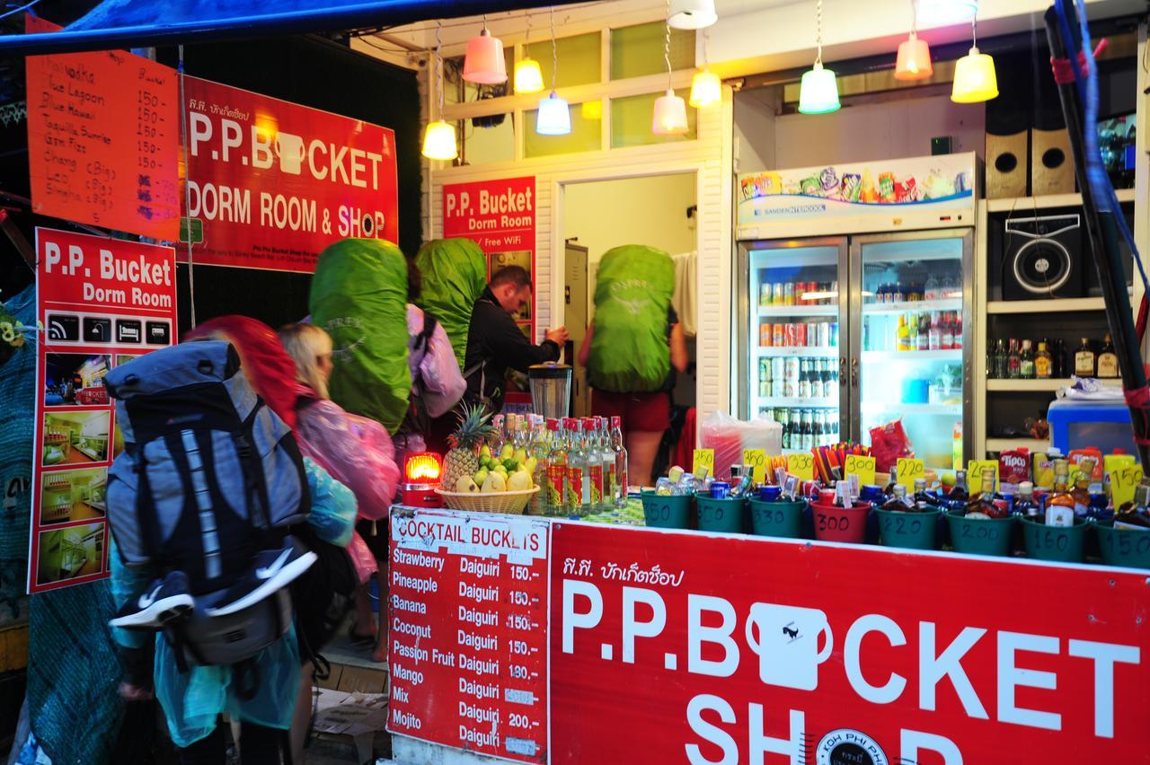 Phi Phi Bucket Hostel Exteriör bild